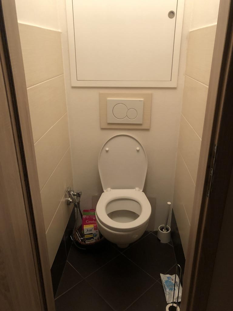 Spolubydleni bytu celý pokoj 70 m2