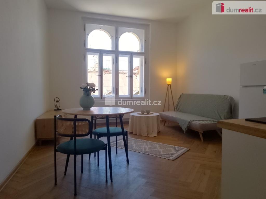 Pronájem bytu 2+kk 40 m2