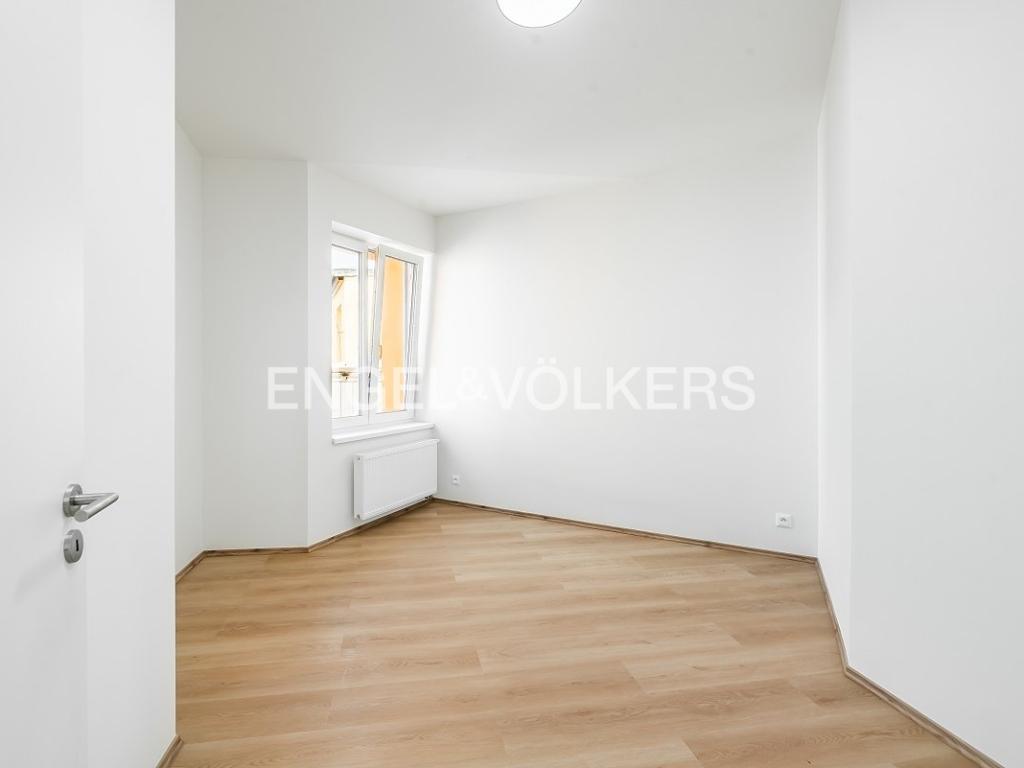 Pronájem bytu 3+kk 80 m2