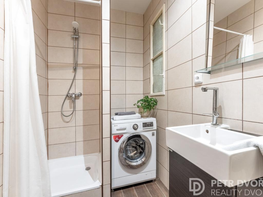 Prodej bytu 3+kk 74 m2, Praha – náhled fotky 12