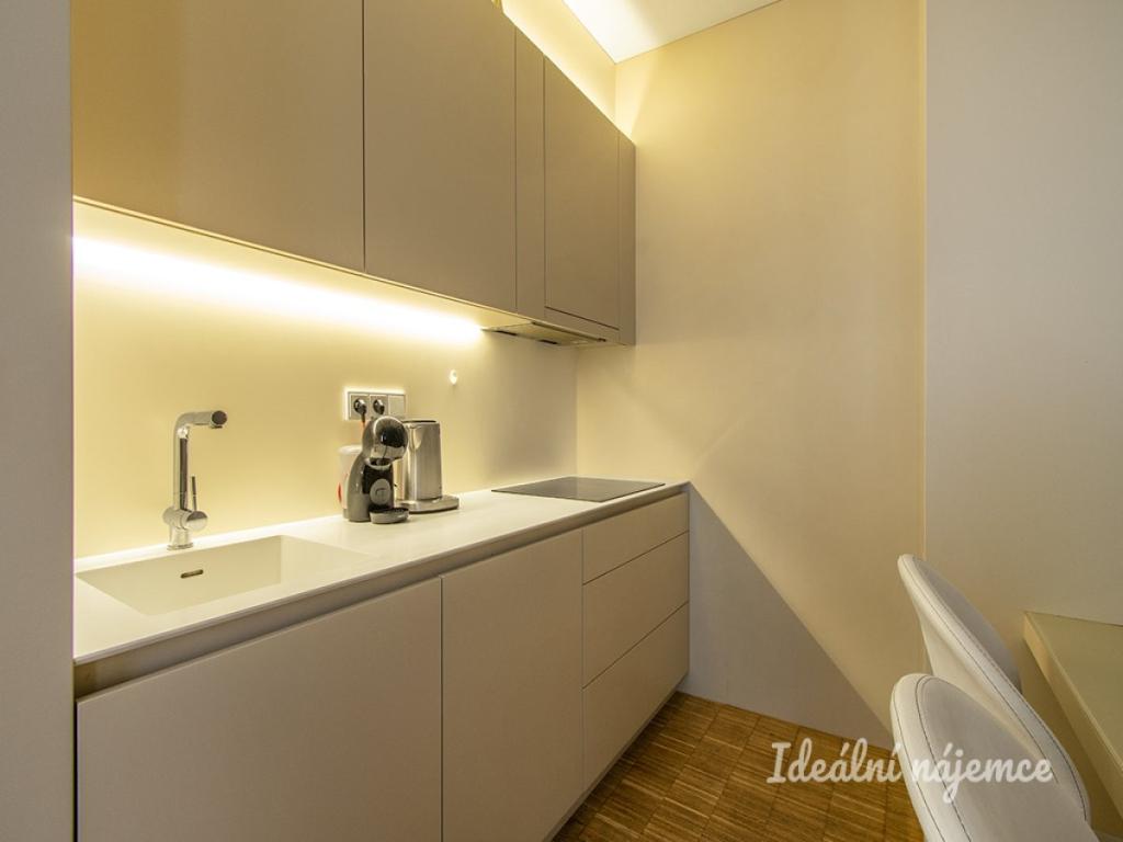 Pronájem bytu 2+kk 54 m2