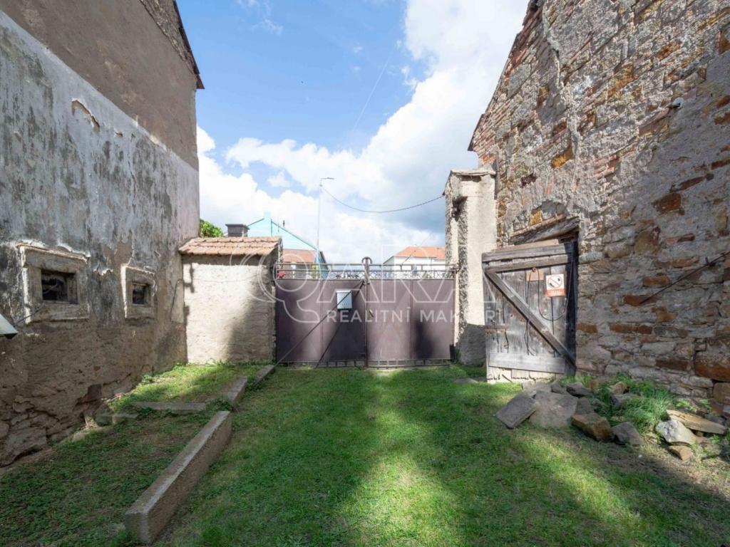Prodej domu 200 m2, Zápy – náhled fotky 13