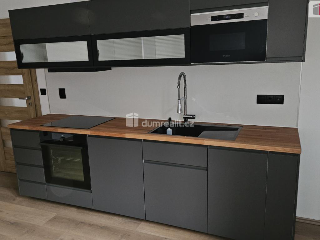 Pronájem bytu 4+1 105 m2
