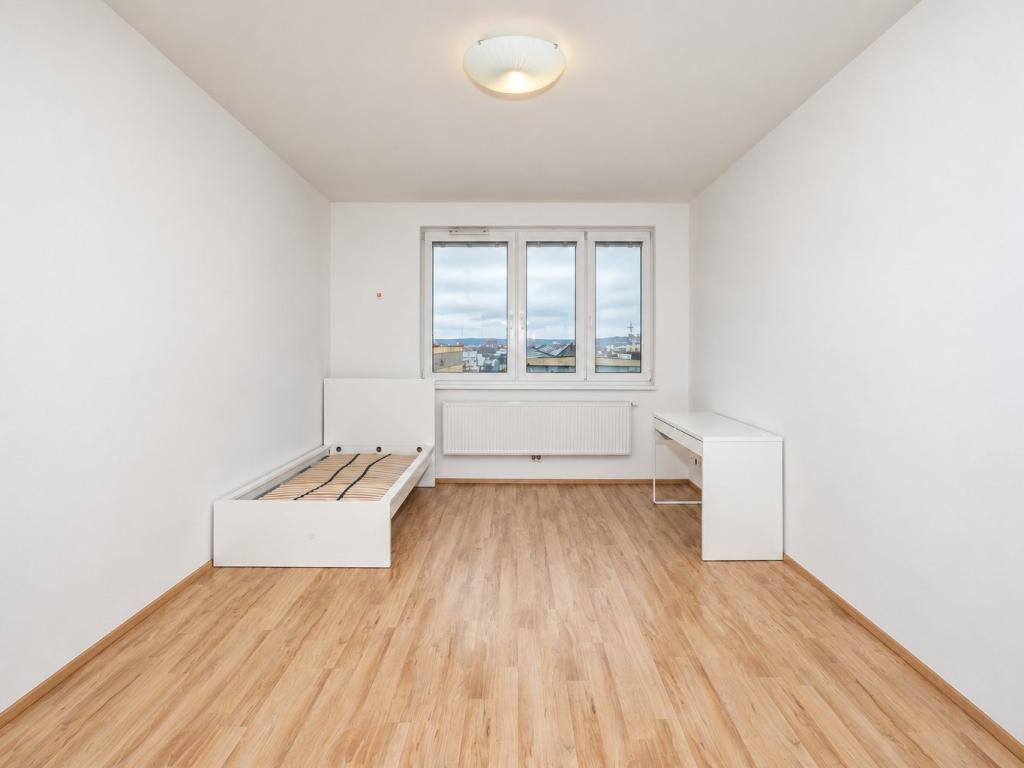Prodej bytu 1+kk 33 m2, Praha – náhled fotky 2