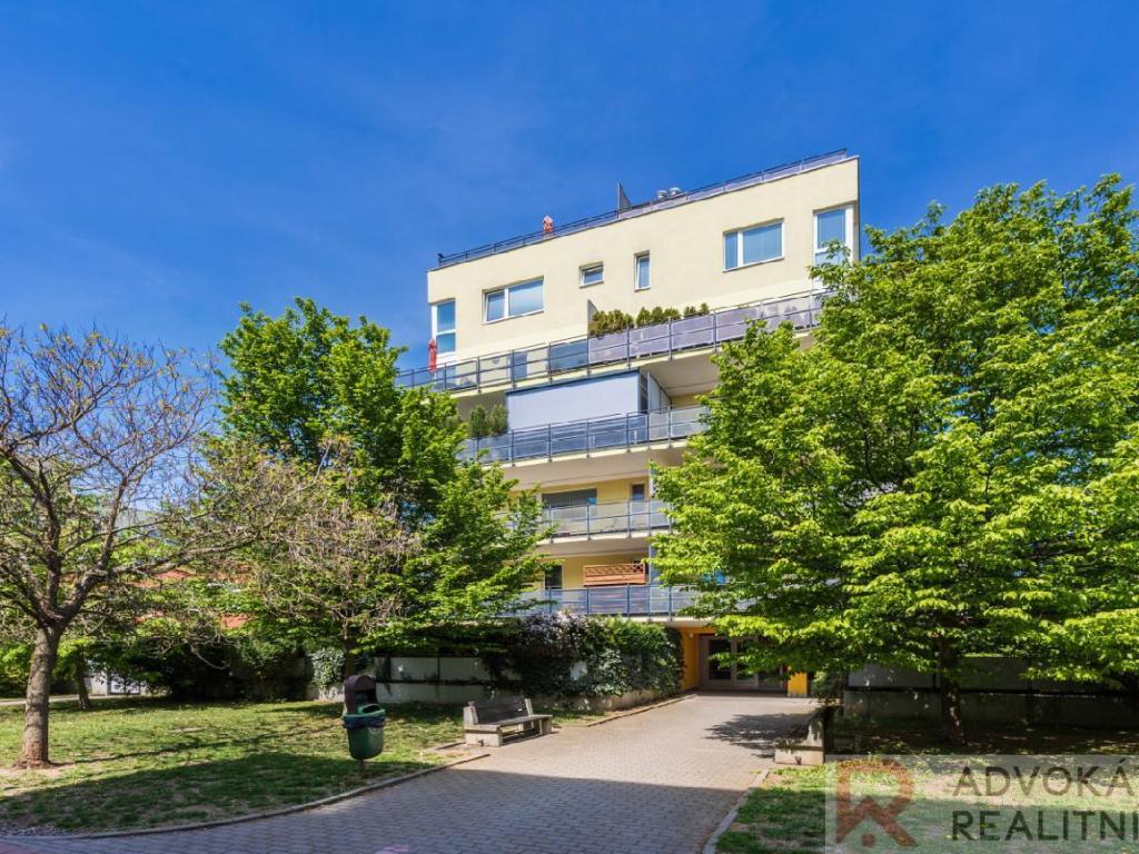 Pronájem bytu 2+kk 54 m2