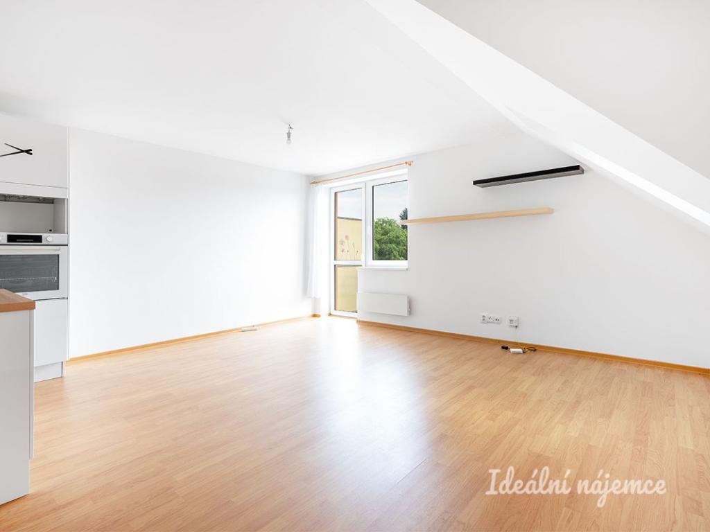 Pronájem bytu 3+kk 89 m2