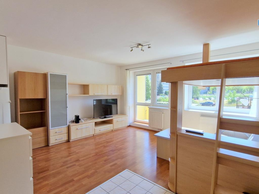 Pronájem bytu 1+kk 41 m2