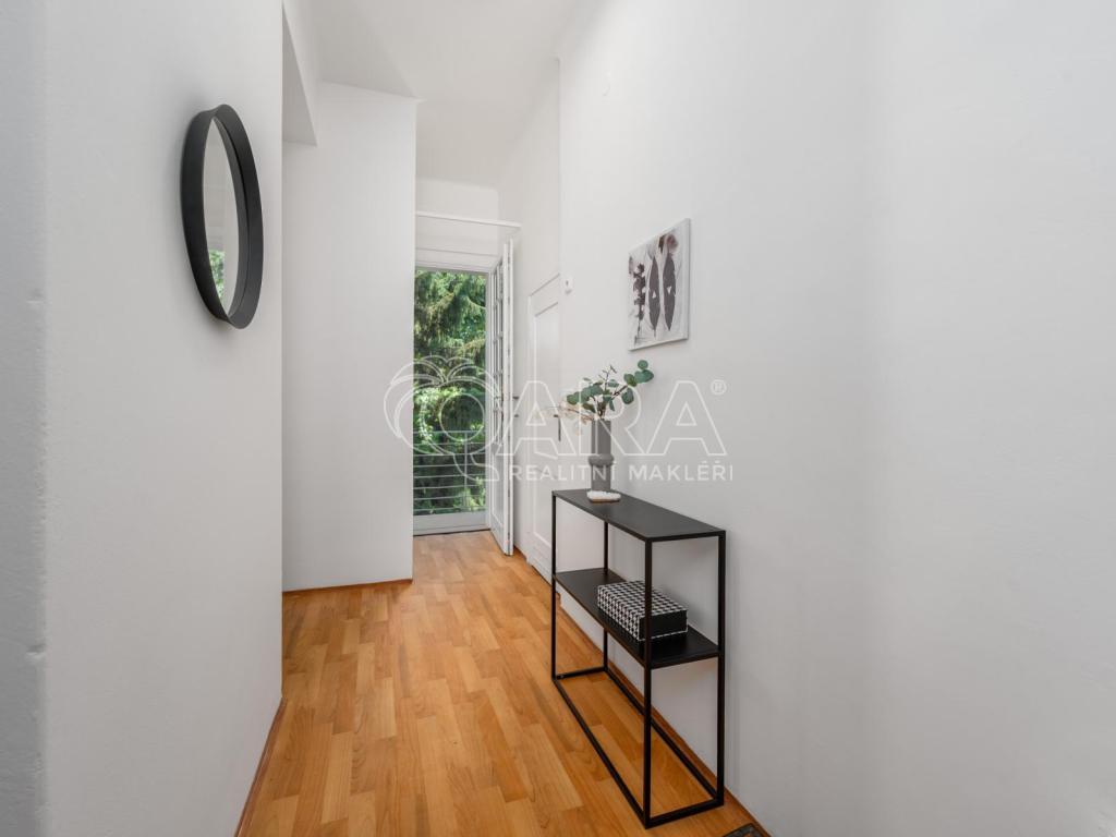 Prodej bytu 1+1 53 m2, Praha – náhled fotky 17