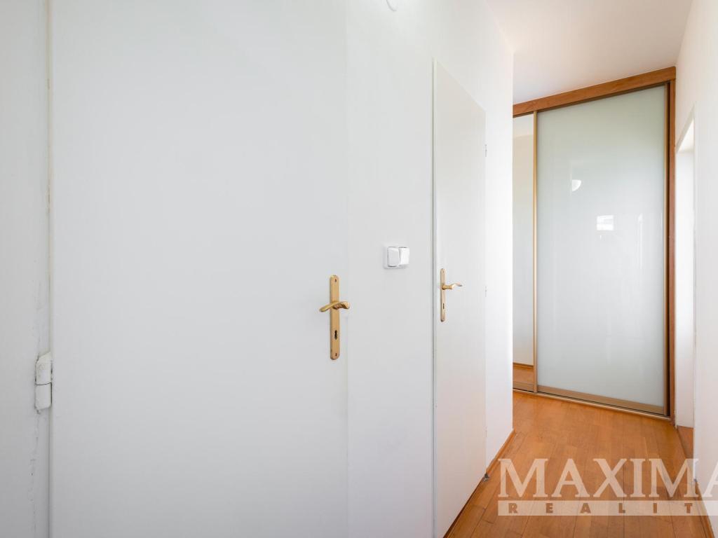 Prodej bytu 3+1 76 m2, Praha – náhled fotky 19