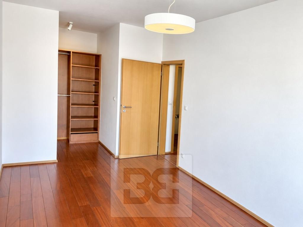Pronájem bytu 3+kk 109 m2