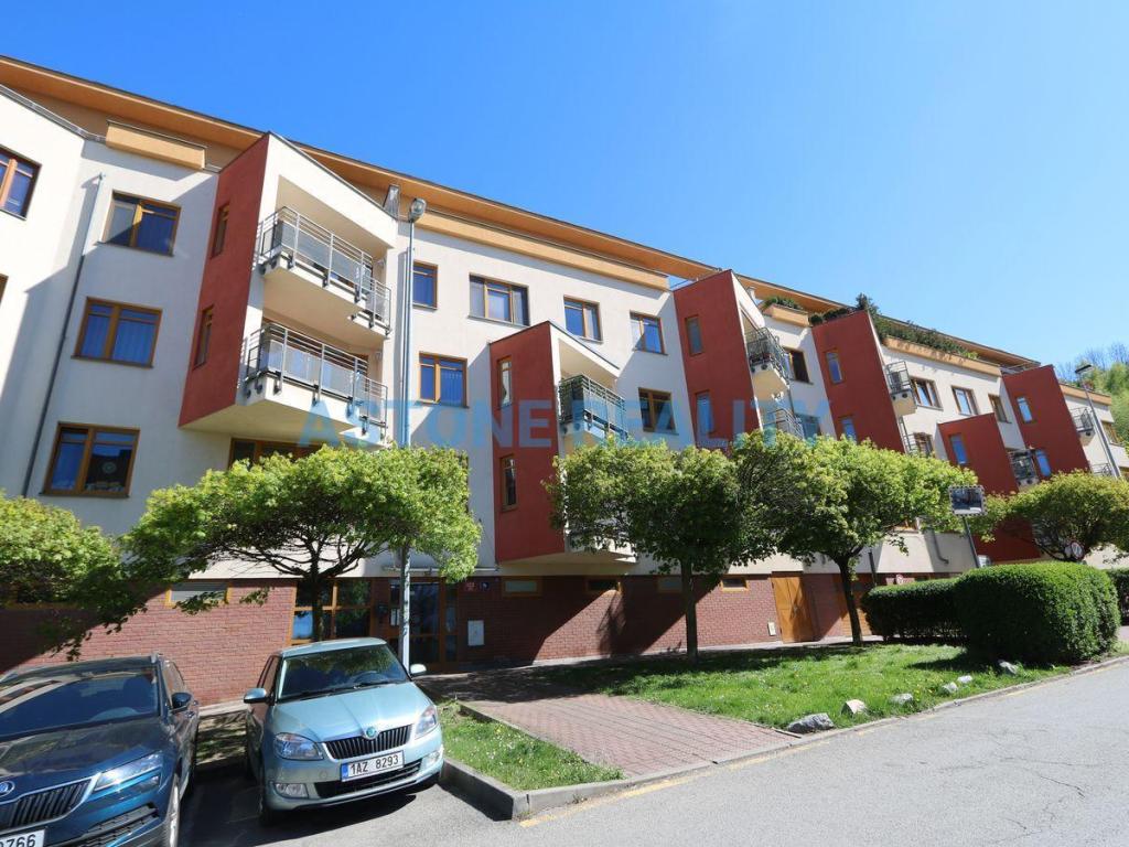 Pronájem bytu 2+kk 65 m2