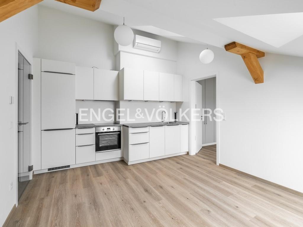 Pronájem bytu 2+kk 42 m2