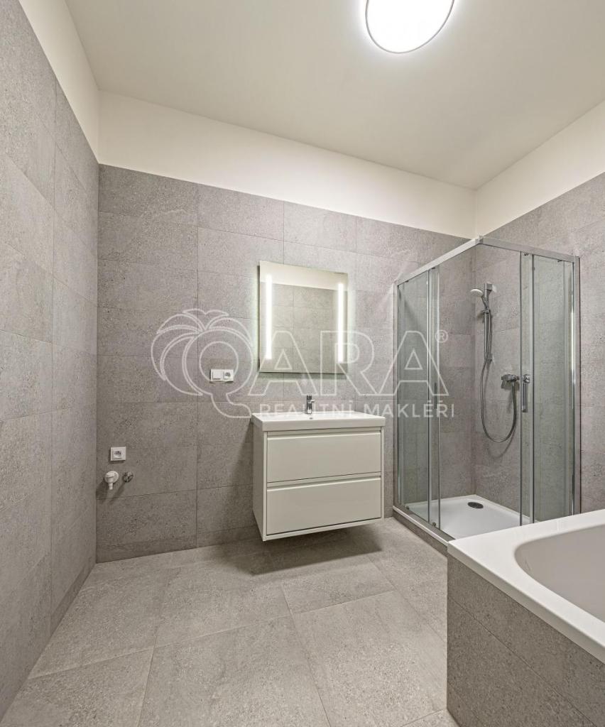 Pronájem bytu 2+kk 76 m2, Praha – náhled fotky 9