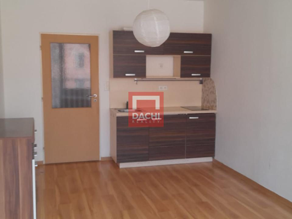 Pronájem 1+kk, Olomouc - Kavaleristů, 11000 Kč,