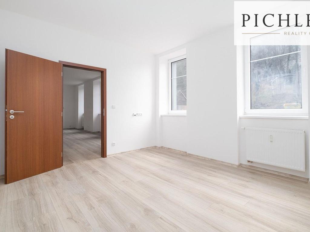 2+1, Karlovy Vary - K Letišti, 2500000 Kč, 57 m2
