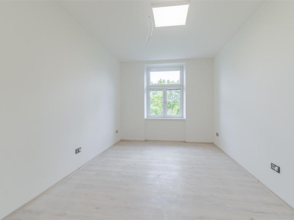 Pronájem bytu 2+1 54 m2