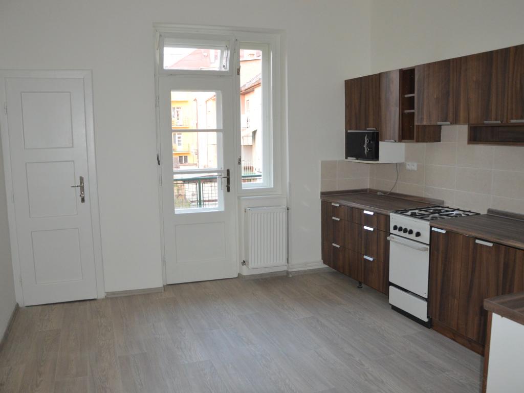 Pronajem bytu 2+1 60 m2