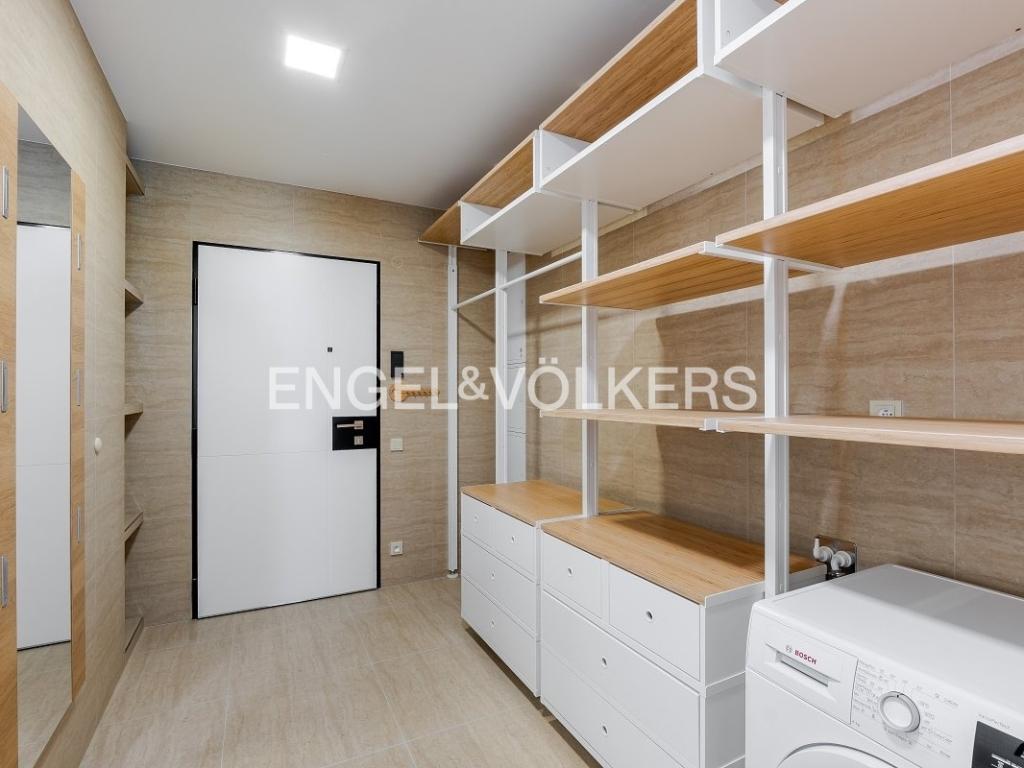 Pronájem bytu 3+kk 79 m2, Praha – náhled fotky 9