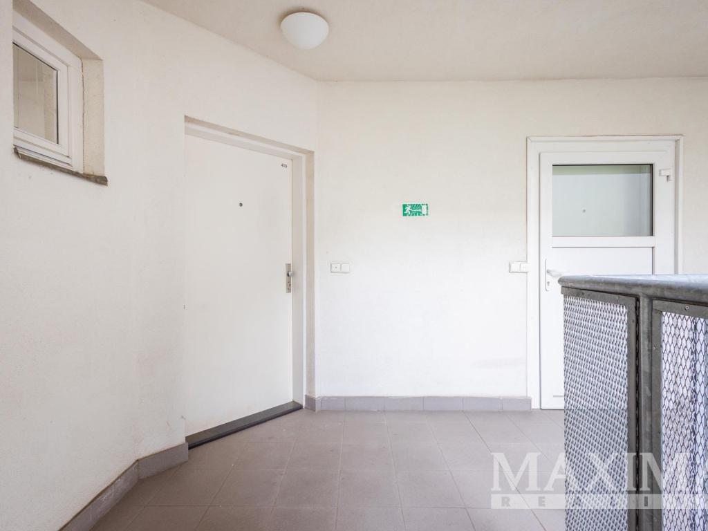 Prodej bytu 2+kk 49 m2, Praha – náhled fotky 18