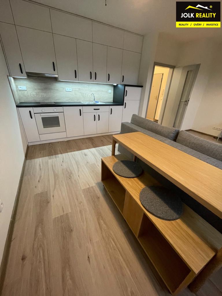 Pronájem bytu 1+kk 32 m2