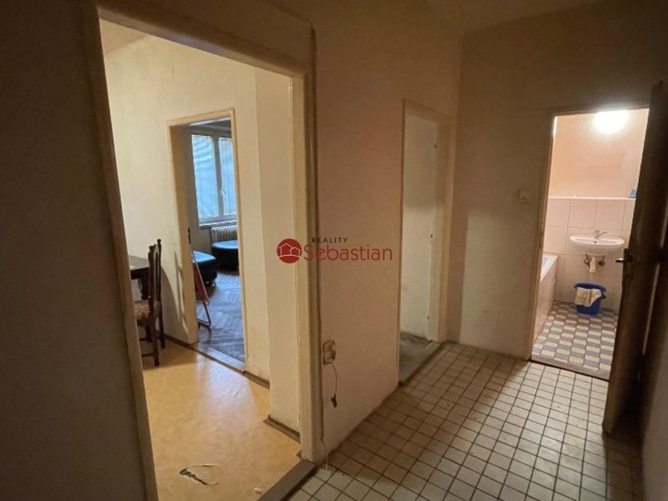 Pronájem bytu 1+1 37 m2