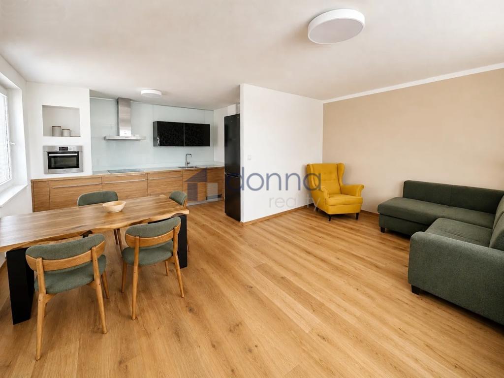 Pronájem bytu 3+kk 84 m2