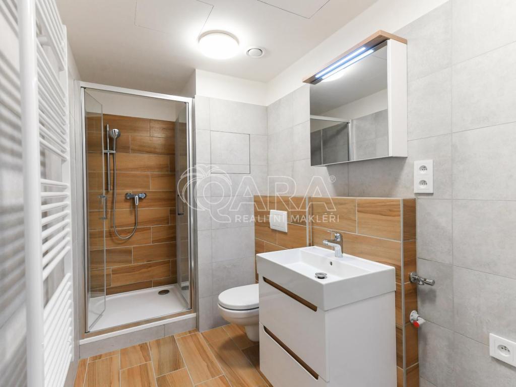 Pronájem bytu 1+kk 34 m2