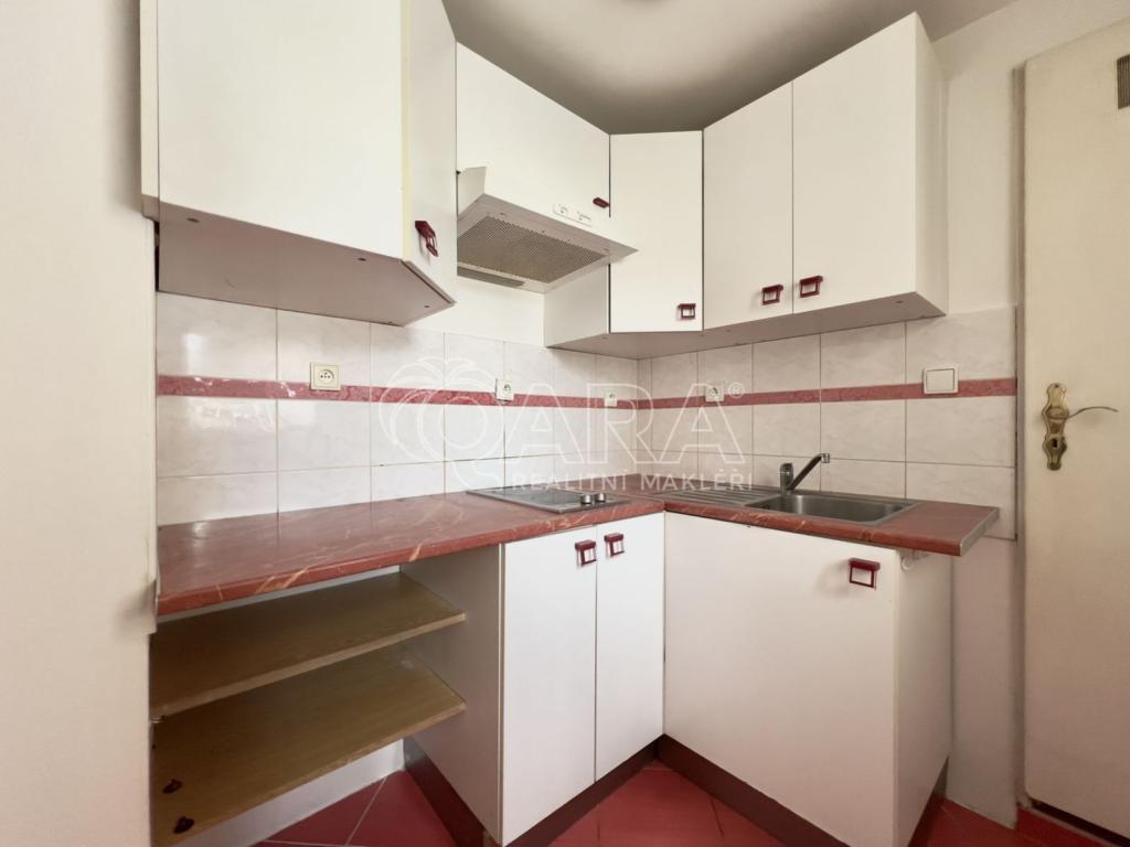 Pronájem bytu 1+kk 39 m2