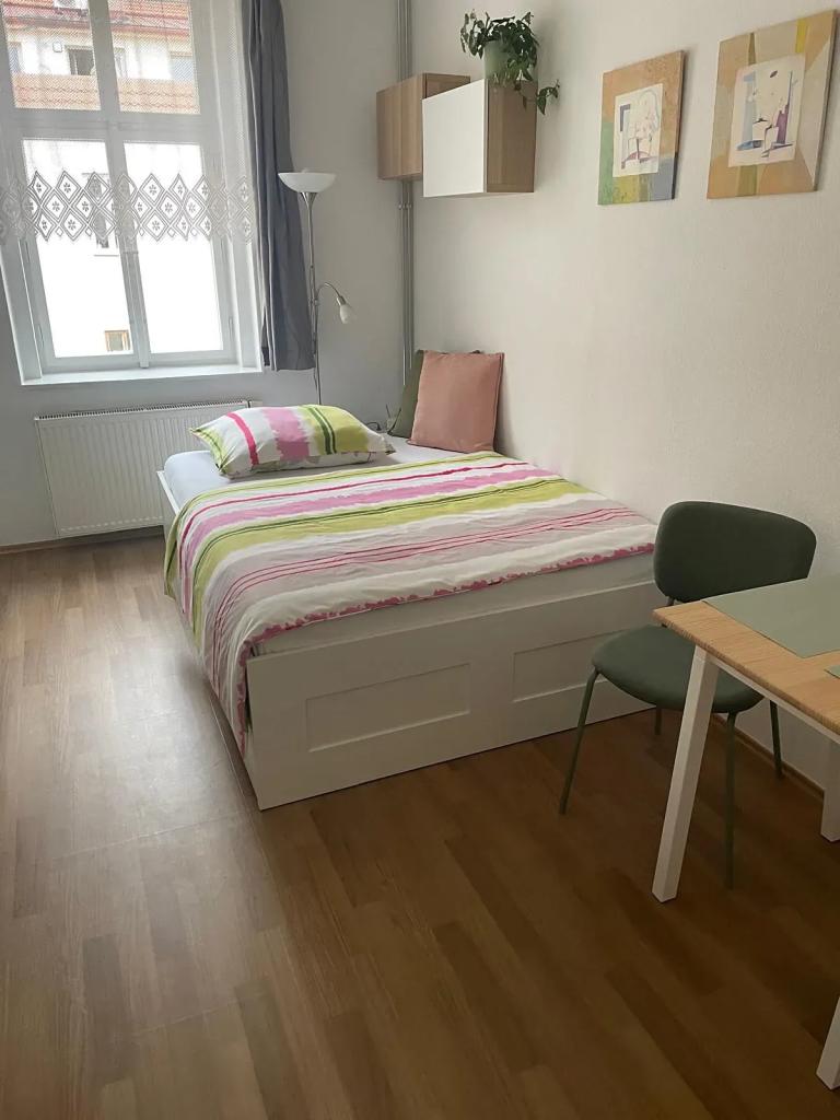 Pronájem bytu 1+kk 25 m2