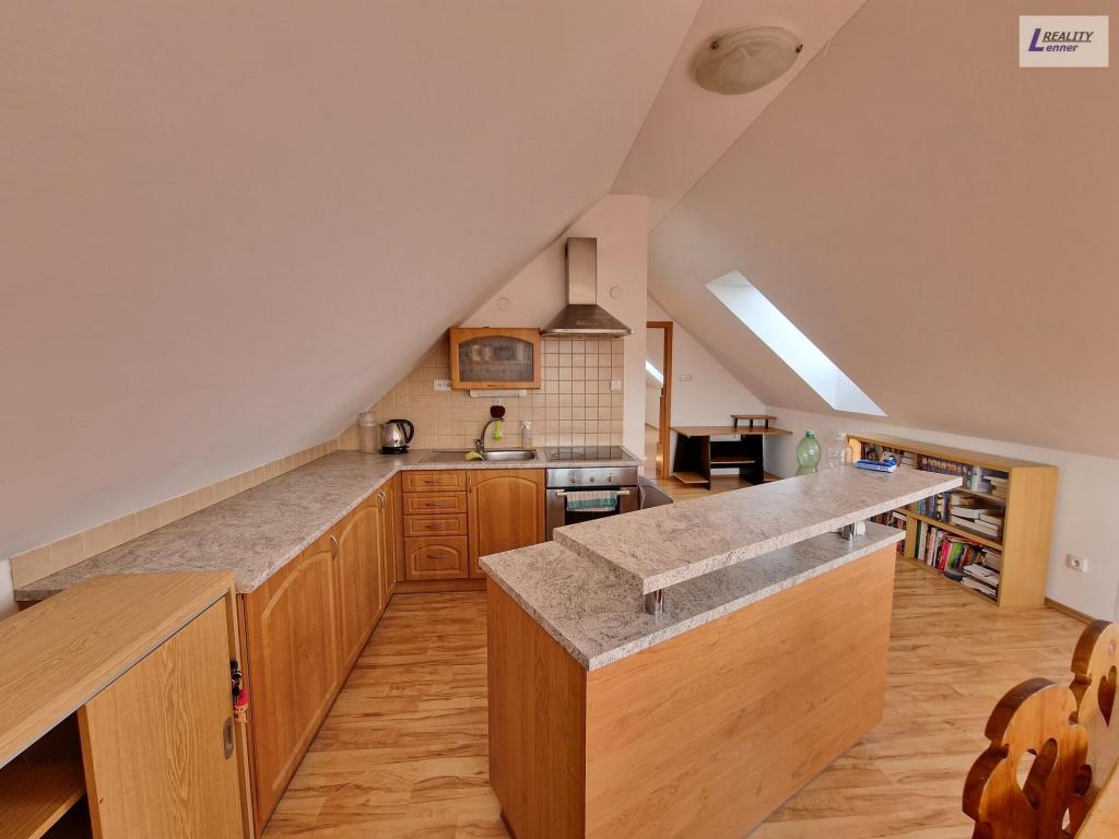 Pronájem bytu 2+1 89 m2