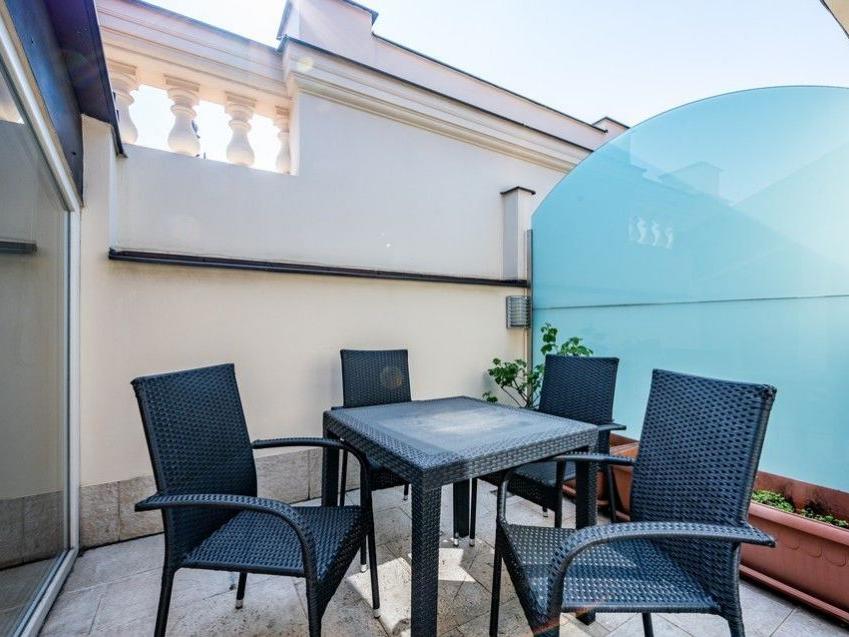 Pronájem bytu 3+kk 107 m2