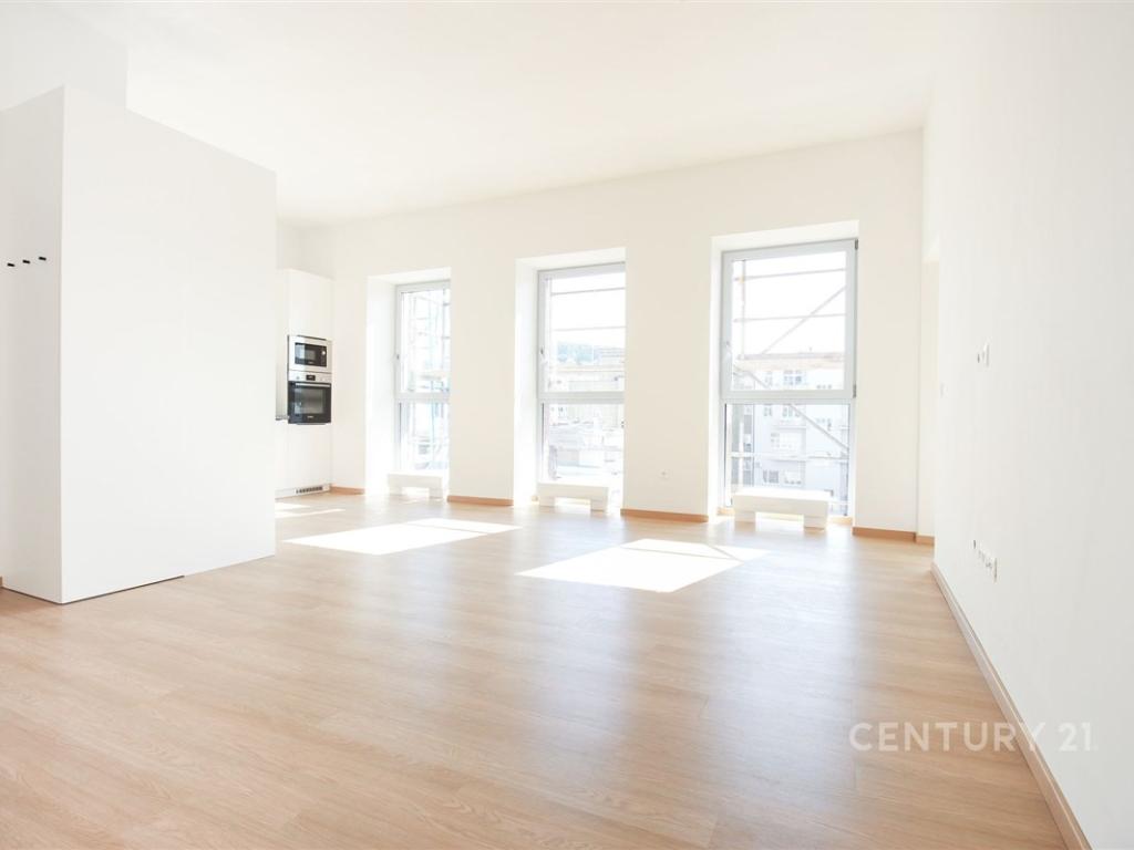 Pronájem bytu 2+kk 61 m2