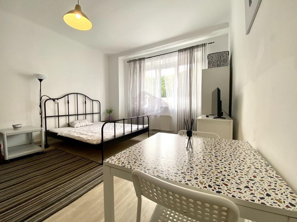 Pronájem bytu 1+kk 36 m2