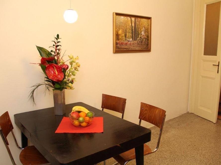 Pronájem bytu 2+kk 45 m² – pohled 5