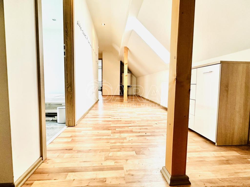 Prodej domu 200 m2, Chlumany – náhled fotky 10