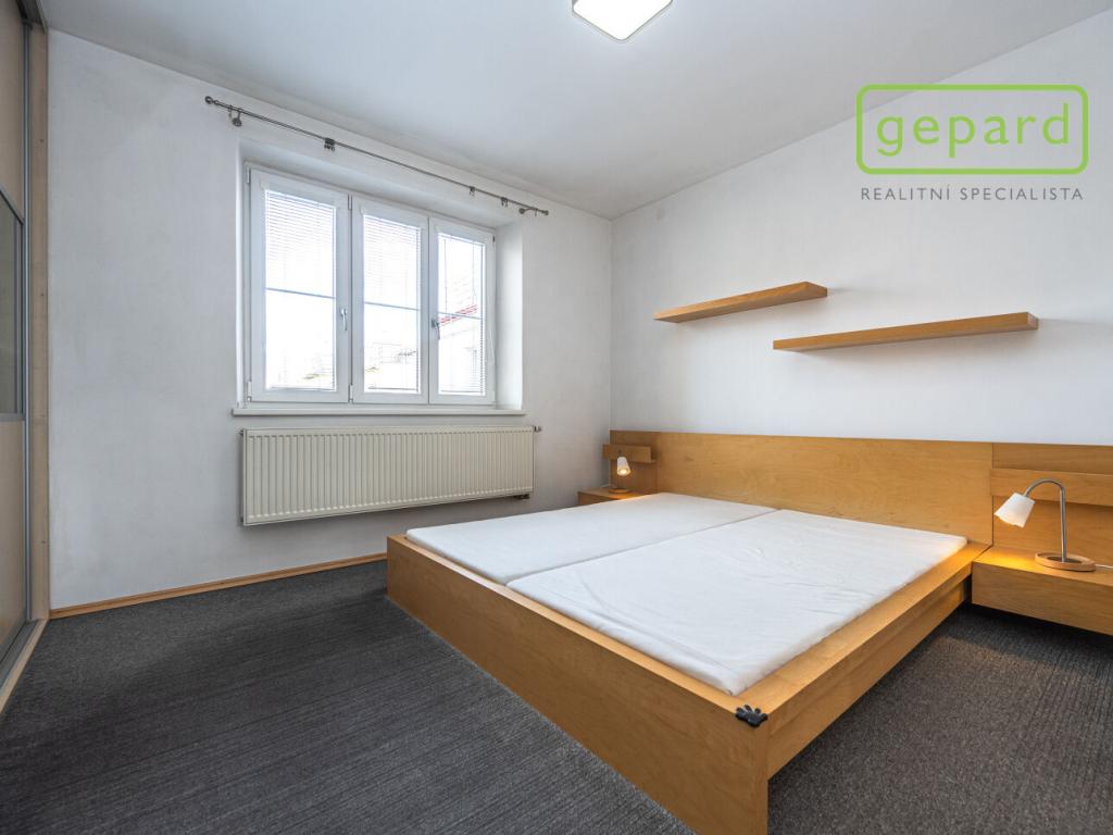 Pronájem bytu 2+kk 75 m2, Praha – náhled fotky 9
