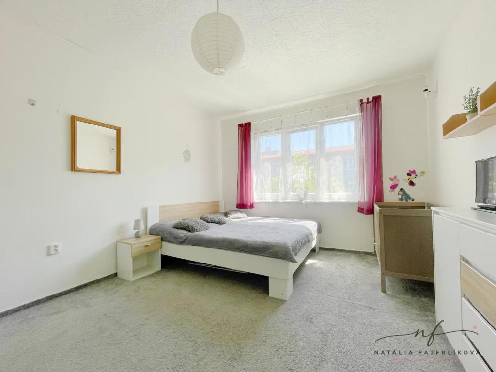 Pronájem bytu 2+1 64 m2