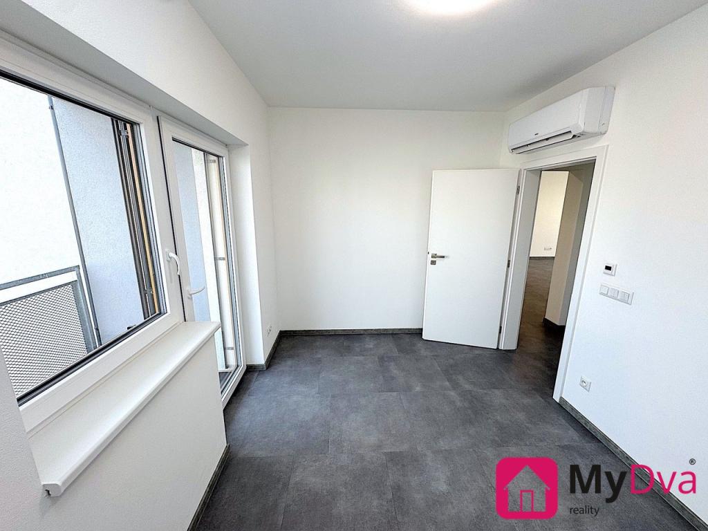 Pronájem bytu 3+kk 85 m2