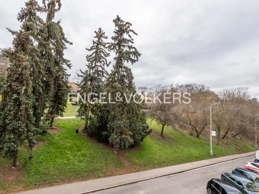 Pronájem bytu 1+kk 28 m2