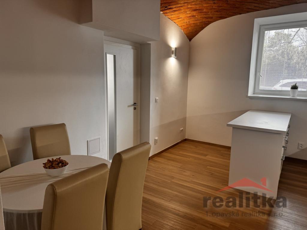 Pronájem bytu 3+1 84 m2