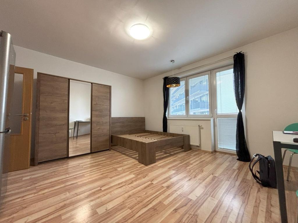 Pronájem bytu 1+kk 30 m2