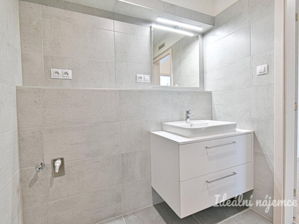 Pronájem bytu 1+kk 39 m2