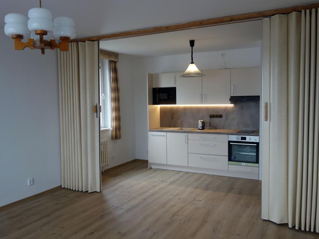 Pronájem bytu 2+1 57 m2