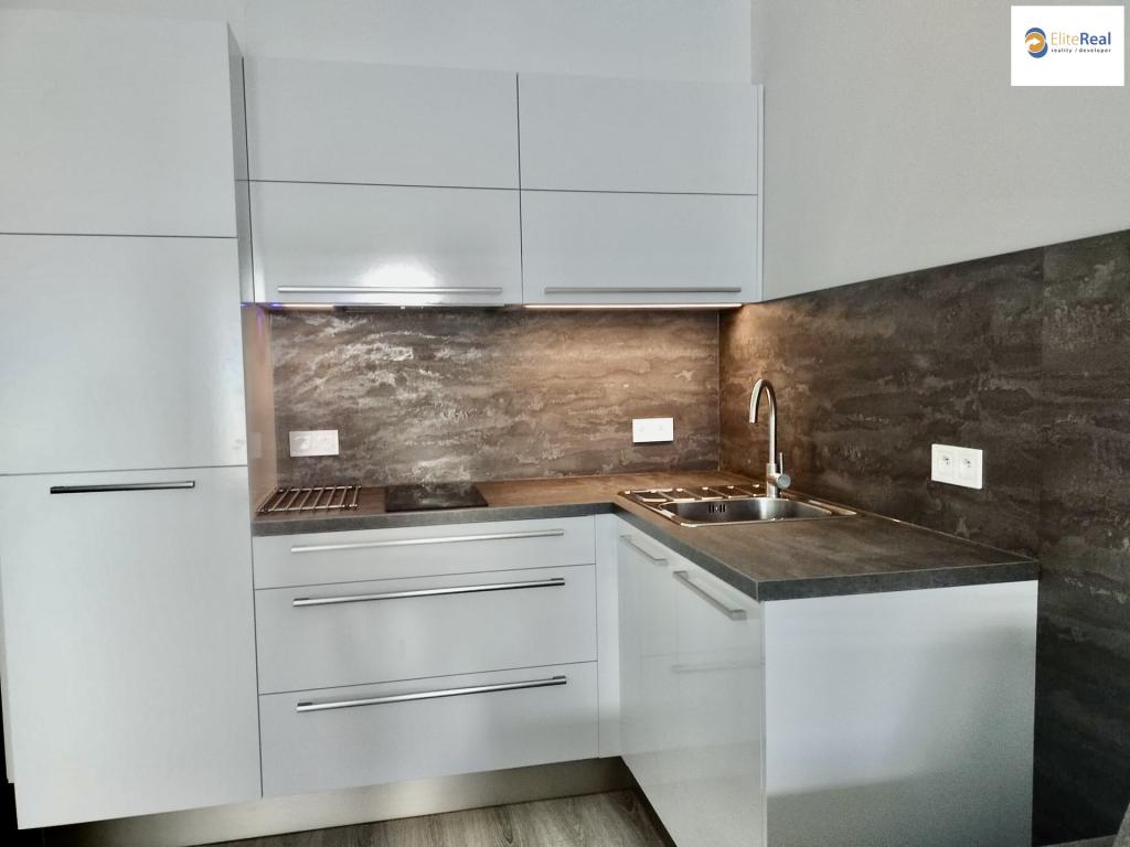 Pronájem bytu 1+kk 36 m2