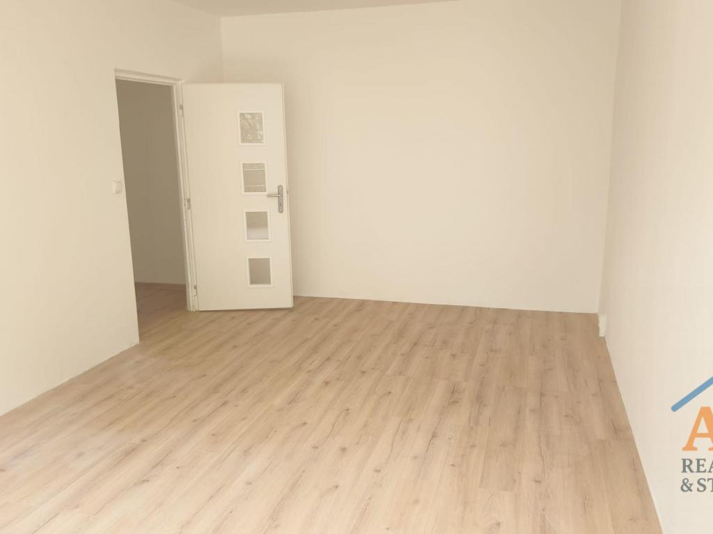 Pronájem bytu 2+1 61 m2