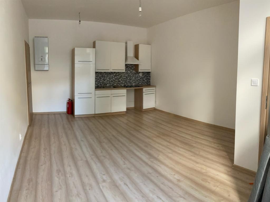 Pronájem bytu 1+kk 27 m2