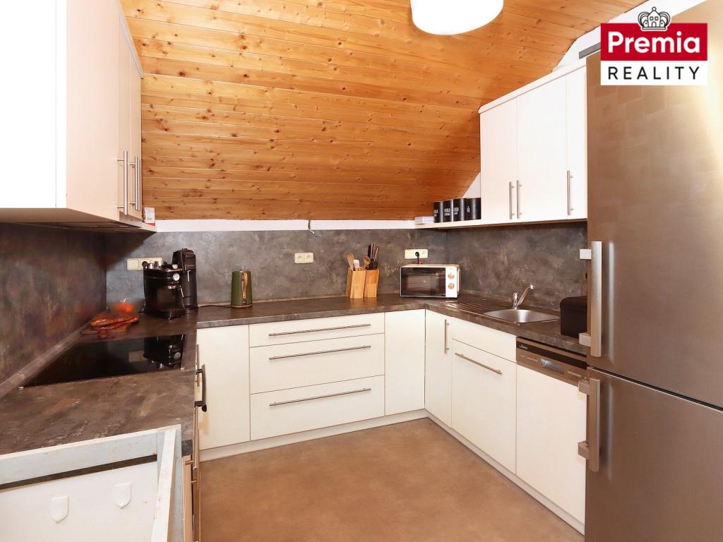 Pronájem bytu 3+kk 77 m2
