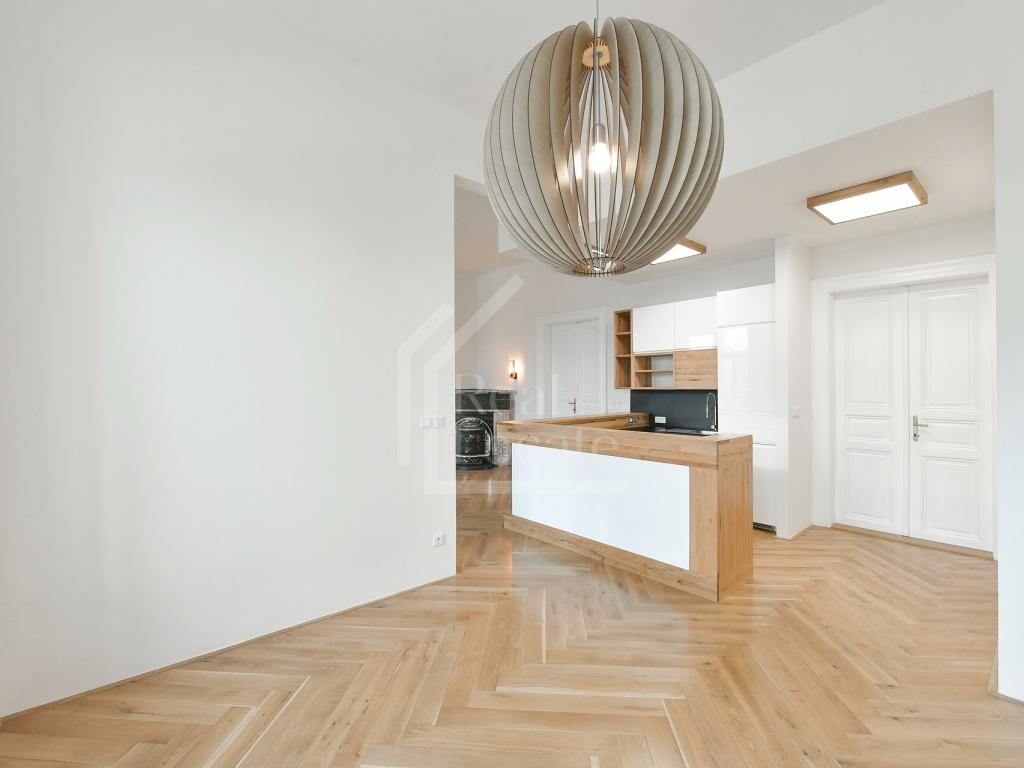 Pronájem bytu 3+kk 106 m2