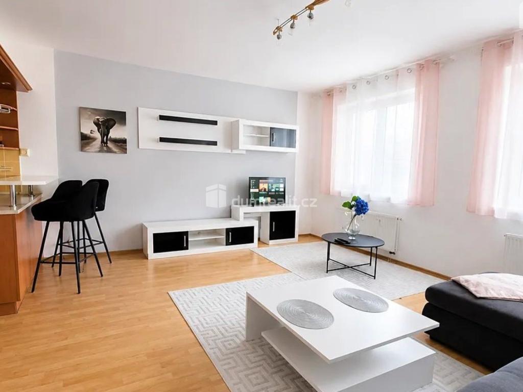 Pronájem bytu 2+kk 56 m2