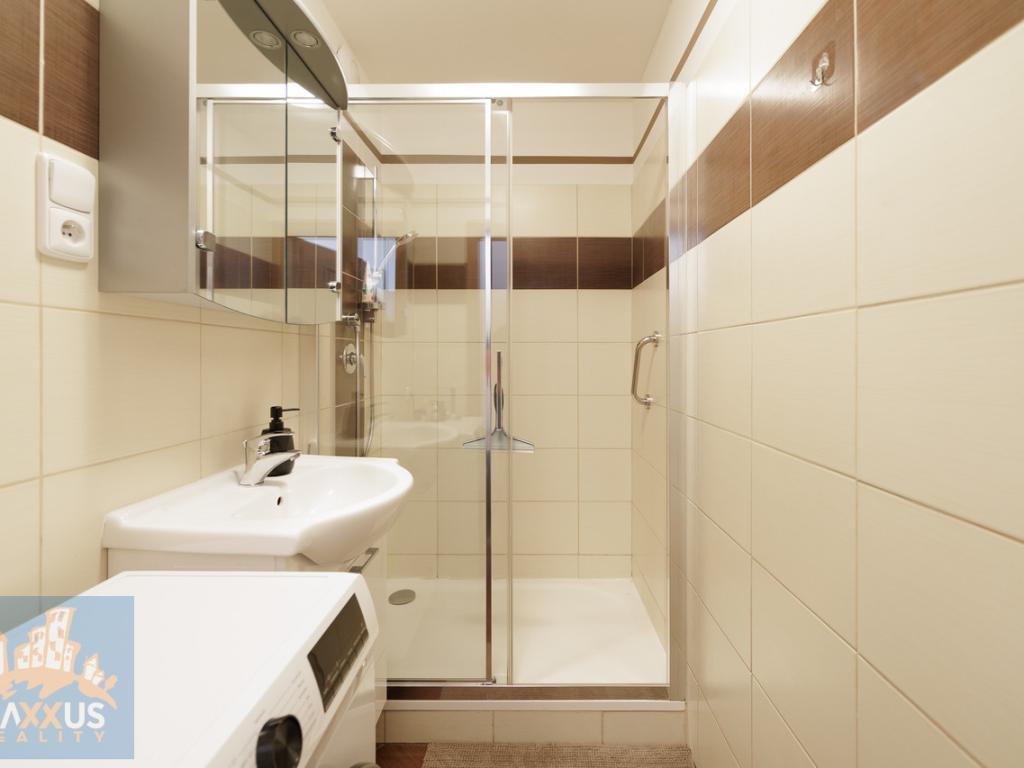 Prodej bytu 2+kk 42 m2, Praha – náhled fotky 14